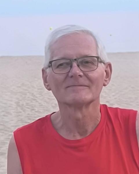Claude DEBIEVE