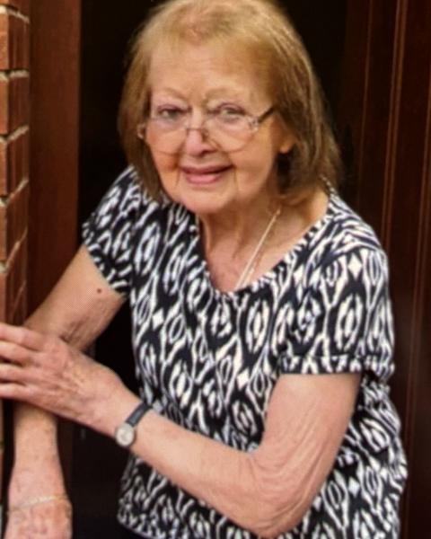 Arlette Tomme
